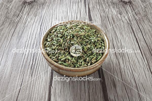 dried-fennel-seeds